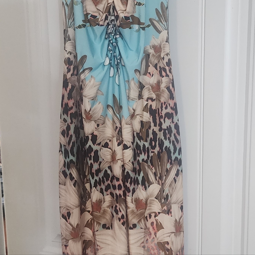 NWOT HALTER EXOTIC PRINT MAXI DRESS